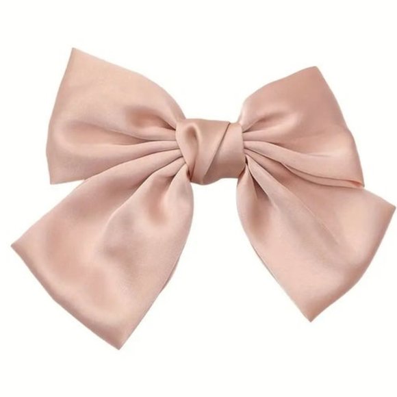 Bree Bow - Picture 1 of 4